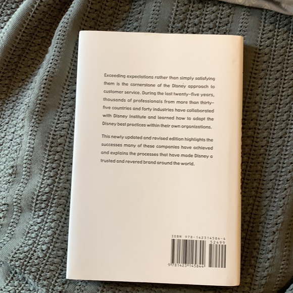 Be Our Guest book  , Perfecting the art of customer service. - Picture 2 of 3